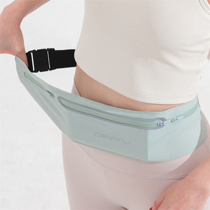 กีฬาเอวแพ็ค Fanny Pack กระเป๋า - Running Gear Kit บทวิจารณ์และราคา