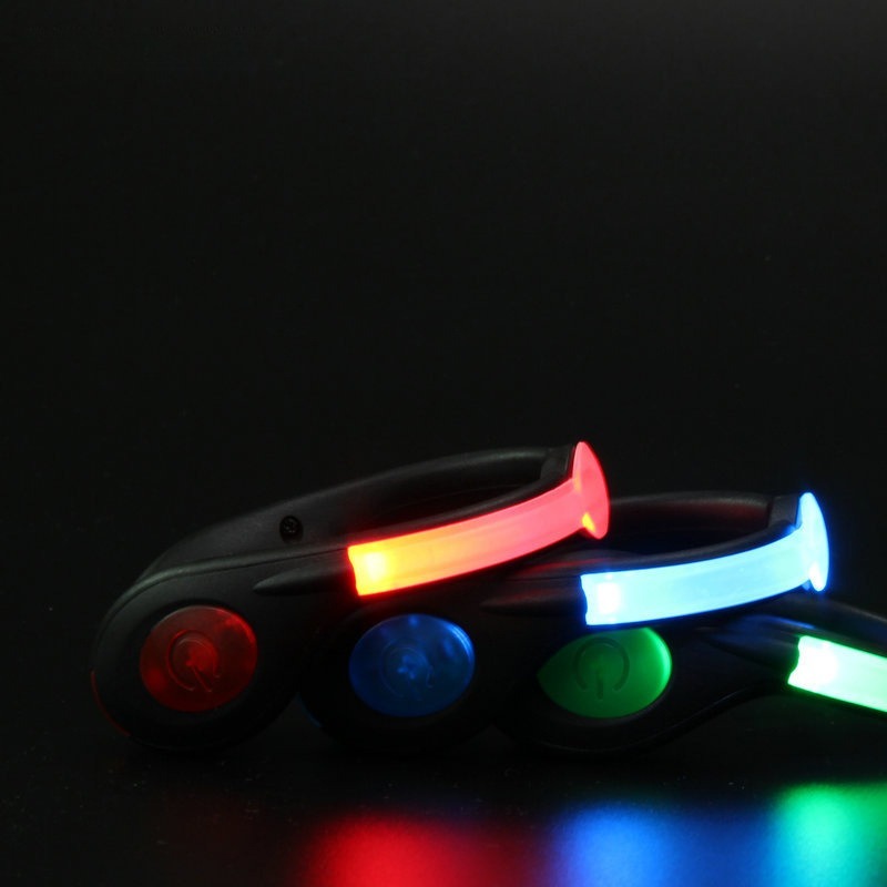 ไฟวิ่งสะท้อนแสงสำหรับวิ่งจ๊อกก - Running Gear On บทวิจารณ์และราคา